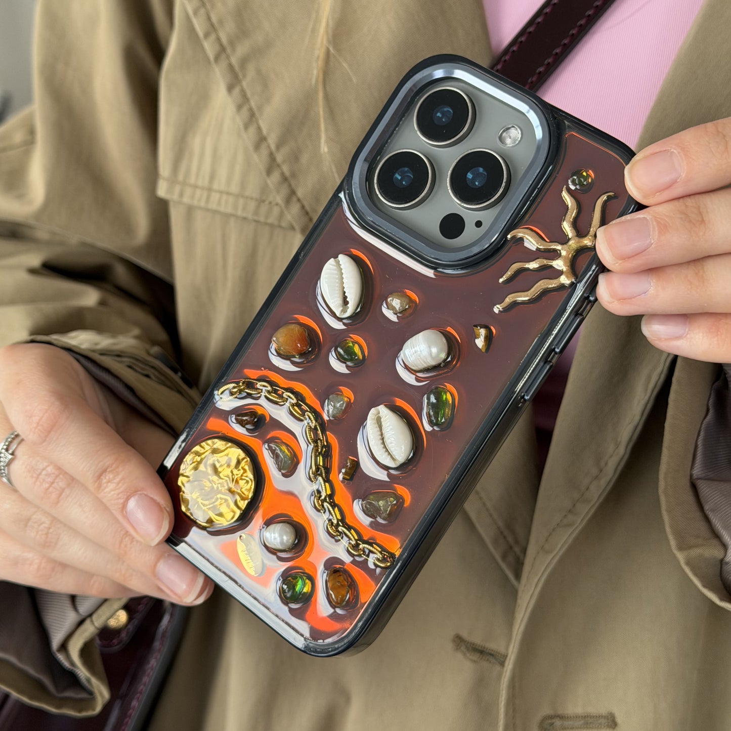 Sun. Dark Chameleon Base