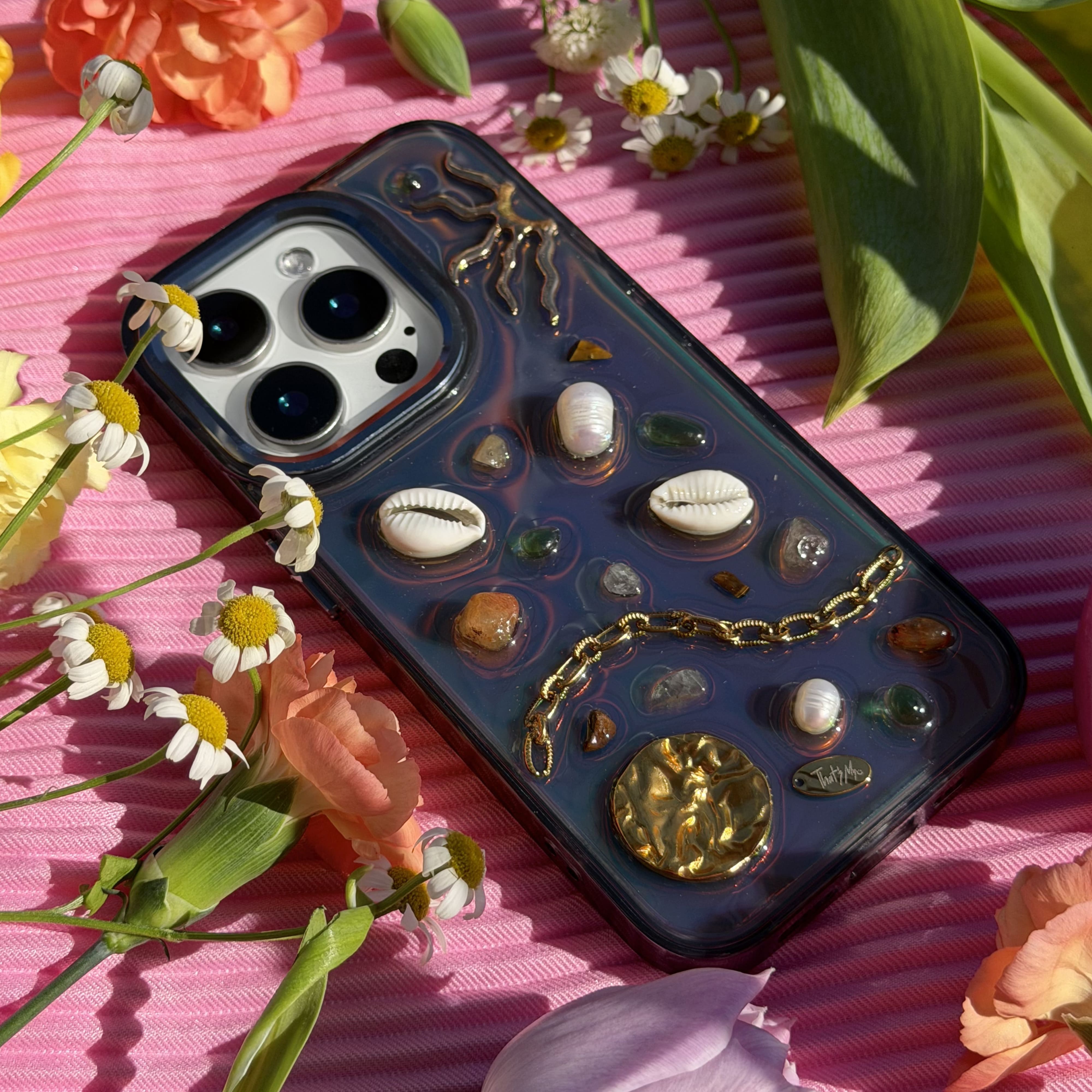 Sun. Dark Chameleon Base